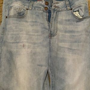 never worn light colored jeans